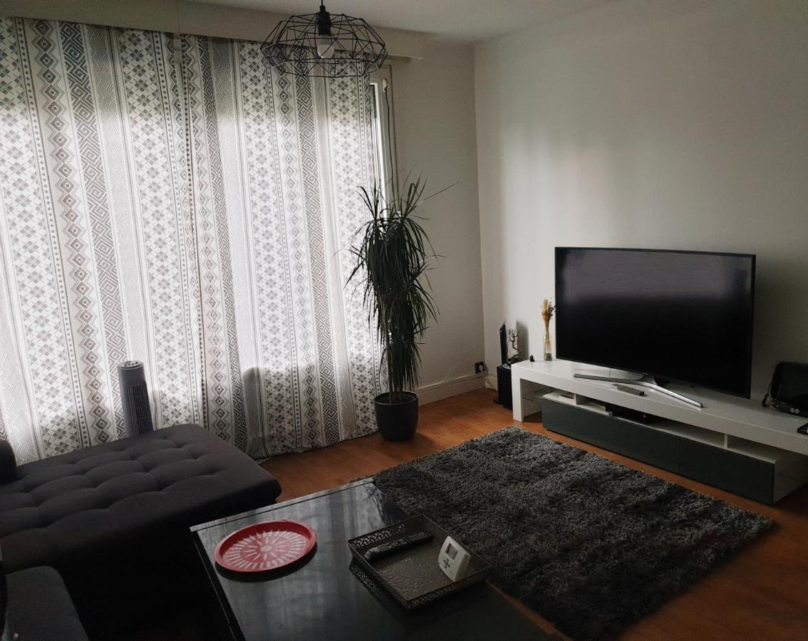 Appartement 2 Chambres Proche Gare เบอซองซง ภายนอก รูปภาพ