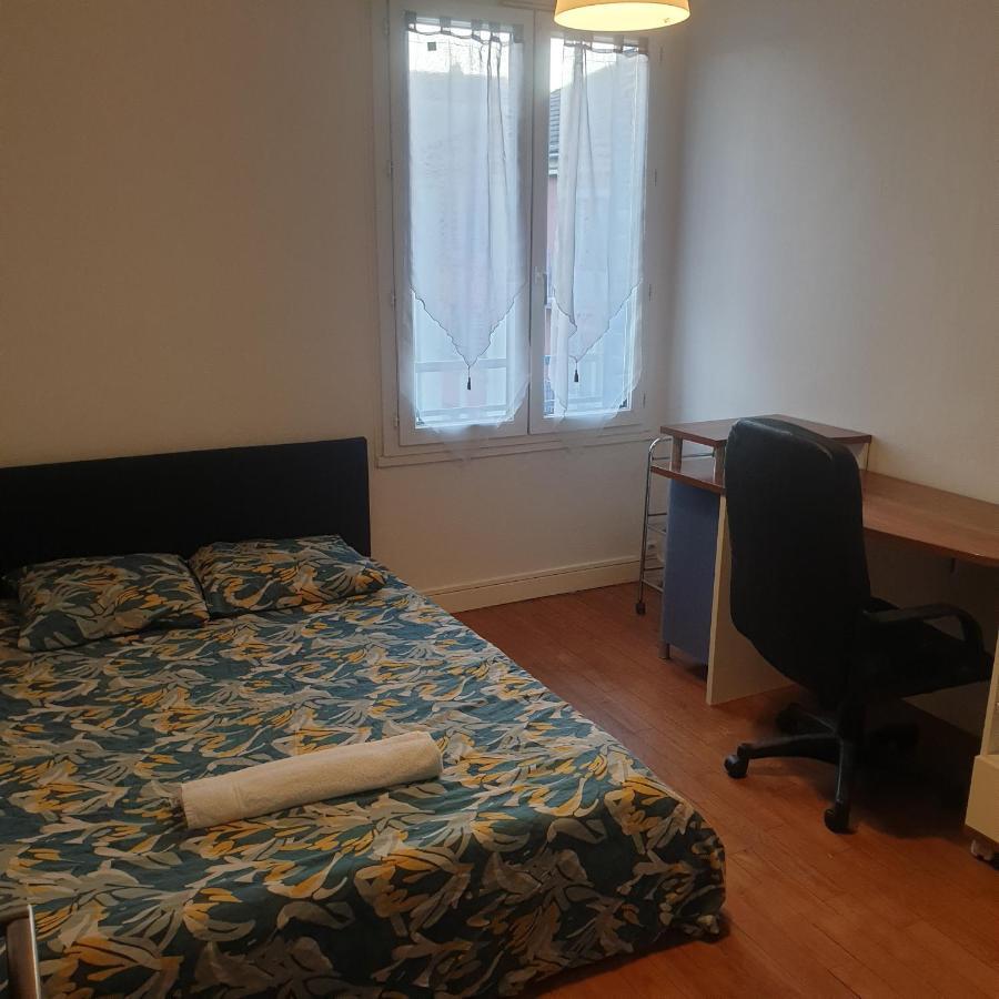 Appartement 2 Chambres Proche Gare เบอซองซง ภายนอก รูปภาพ